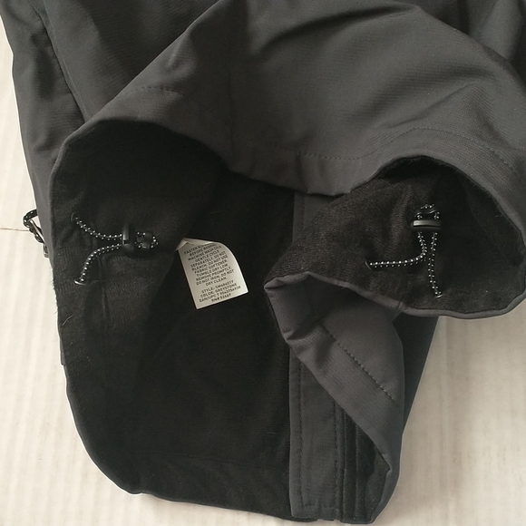 Swiss Tech zip front jacket, very soft interior lining! Dark grey, men's small - Picture 7 of 10